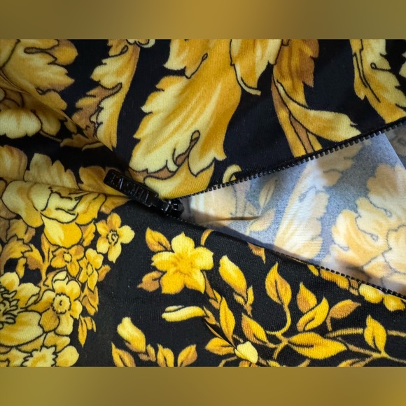 Versace baroque leggings TAILORED PLEASE READ INFO - Picture 8 of 15